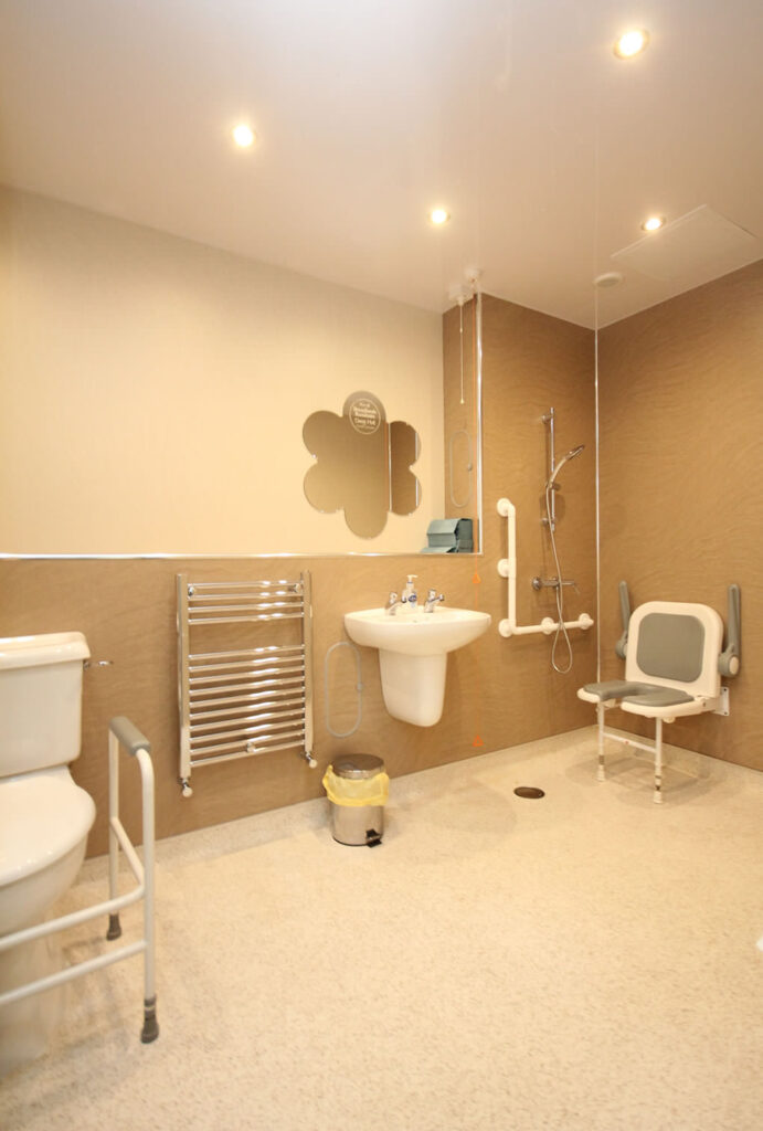A bathroom at Broadlands